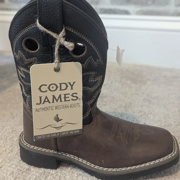 Brown Kids Cowboy Boots - Picture 2 of 3